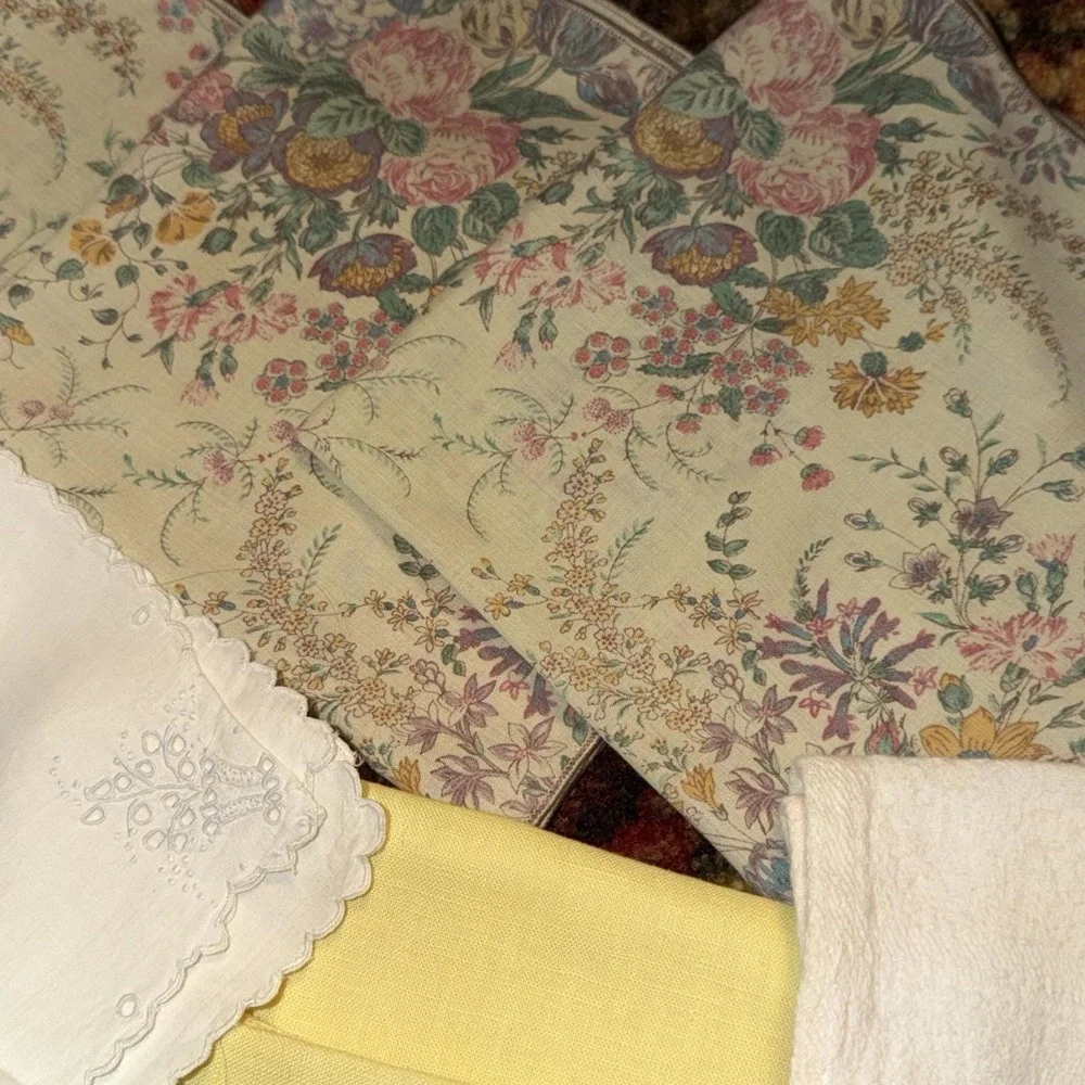 Vintage Mixed 36 Tea Towels Napkins Madeira Various Colors Sizes Resellers